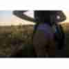 Смішне фото про сідниці, вино та село